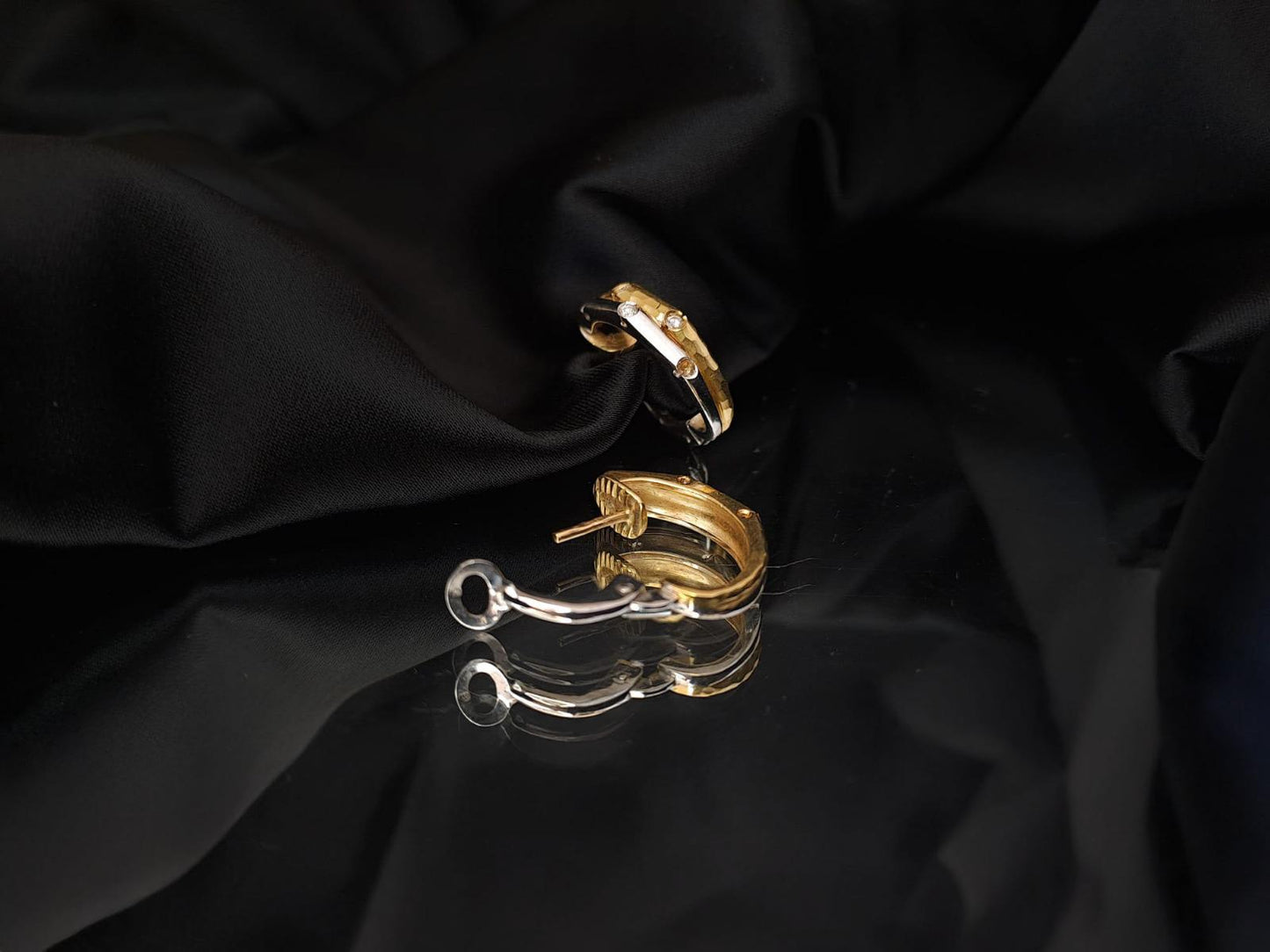 brincos em ouro amarelo e branco Ourivesaria Carlos Alberto