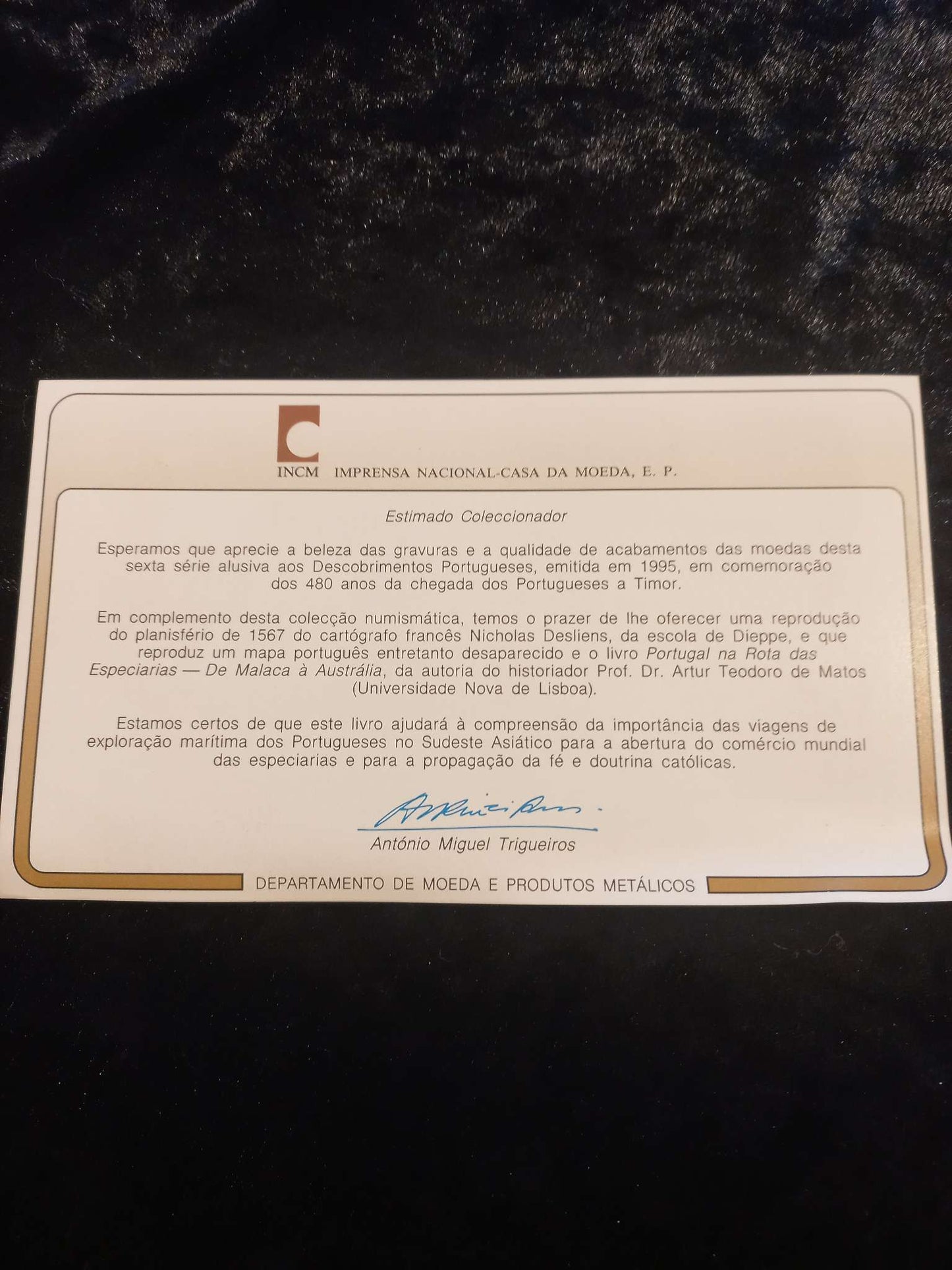 4 moedas coleção de 200 escudos em ouro Ourivesaria Carlos Alberto