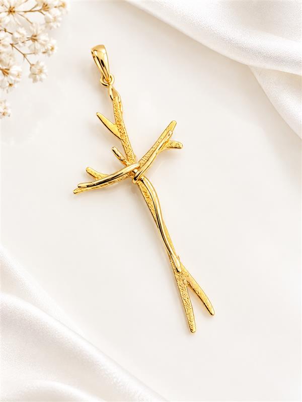 Crucifixo em ouro Ourivesaria Carlos Alberto