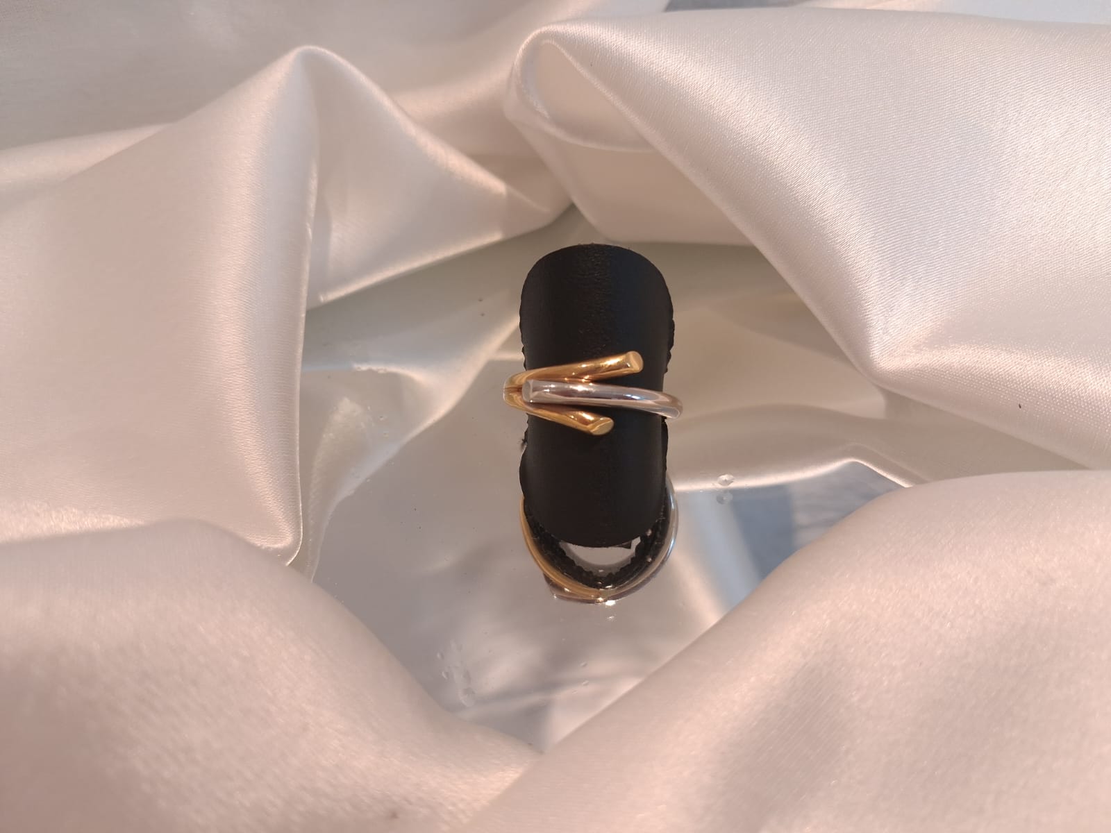 Anel de ouro branco e amarelo Ourivesaria Carlos Alberto