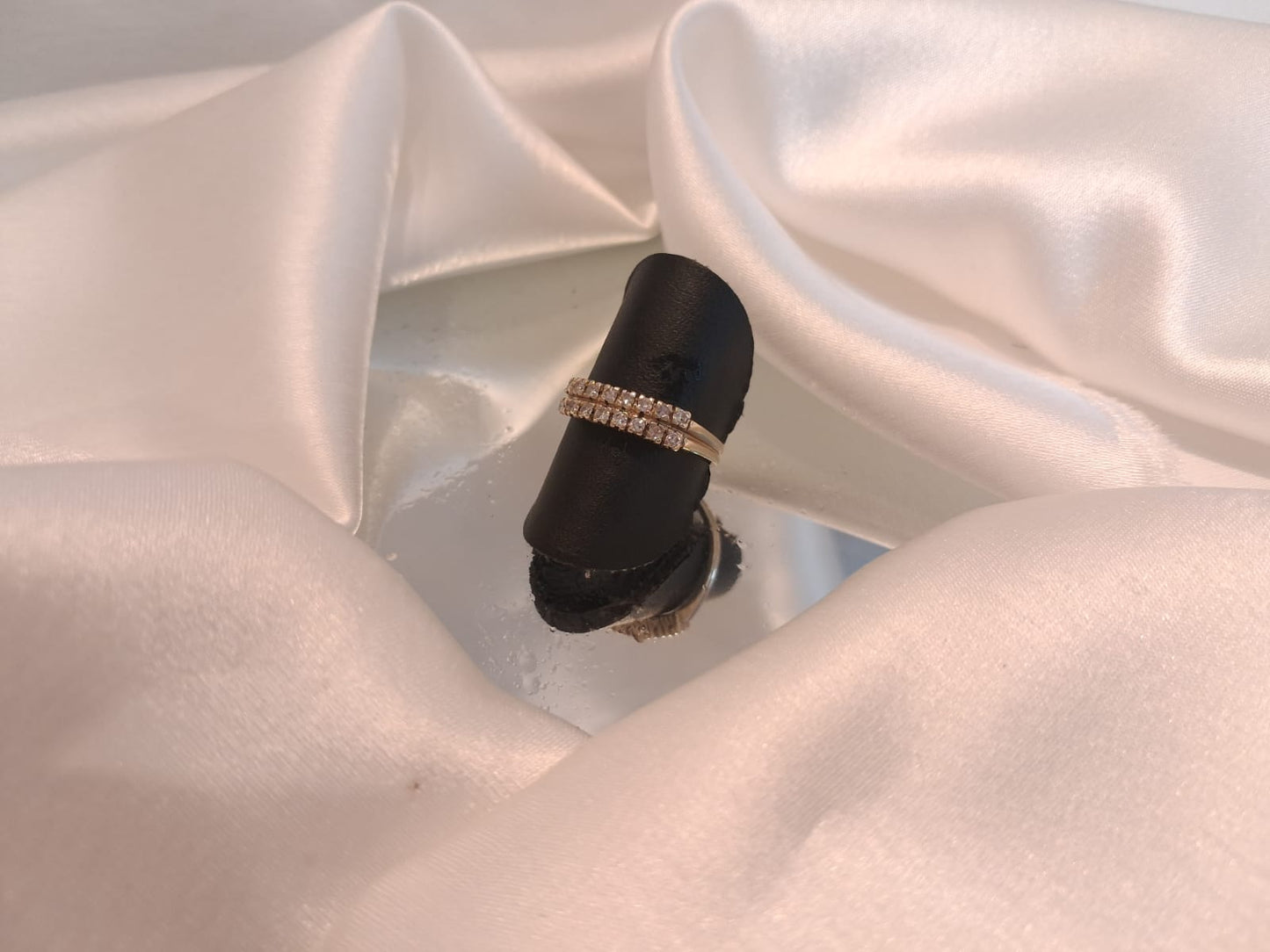 Anel Ouro (2 filhas 8 brilhantes cada) Ourivesaria Carlos Alberto