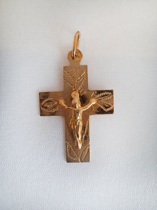 Cruz em ouro Ourivesaria Carlos Alberto
