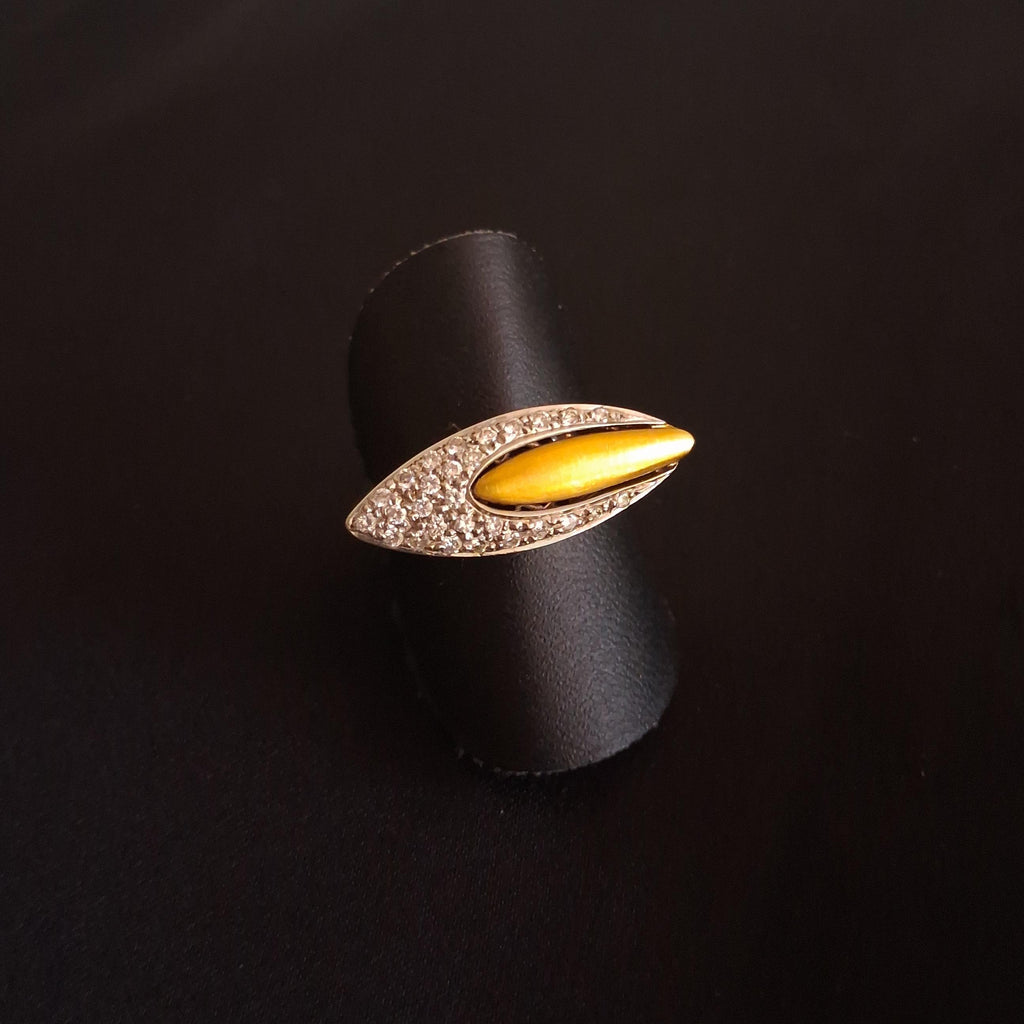 Anel ouro branco e amarelo com diamantes Ourivesaria Carlos Alberto