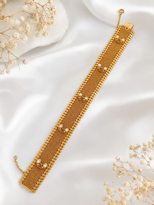 Pulseira com perolas e pedras cor , em ouro Ourivesaria Carlos Alberto