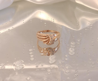 Anel com pedras brancas Ourivesaria Carlos Alberto