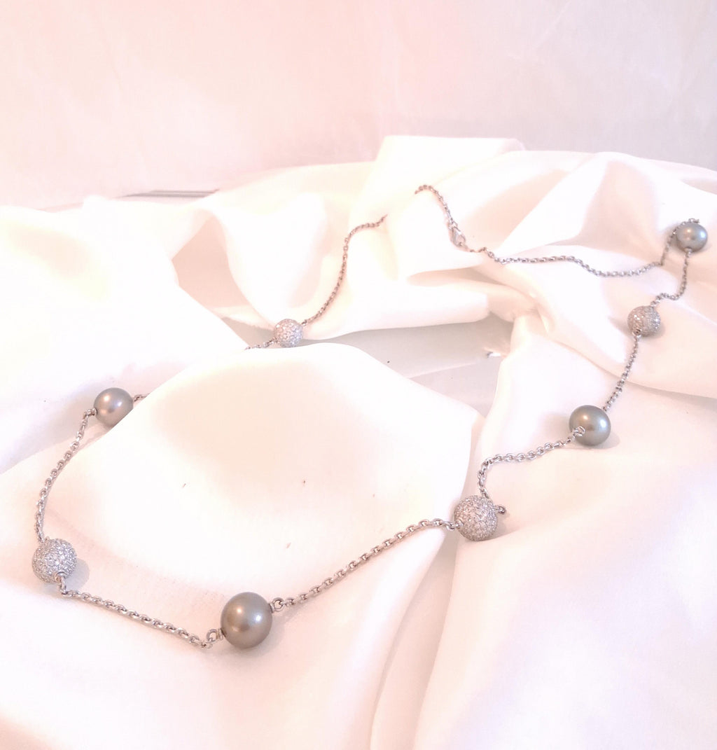 Volta com pérolas cinzentas e bolas com diamantes Ourivesaria Carlos Alberto