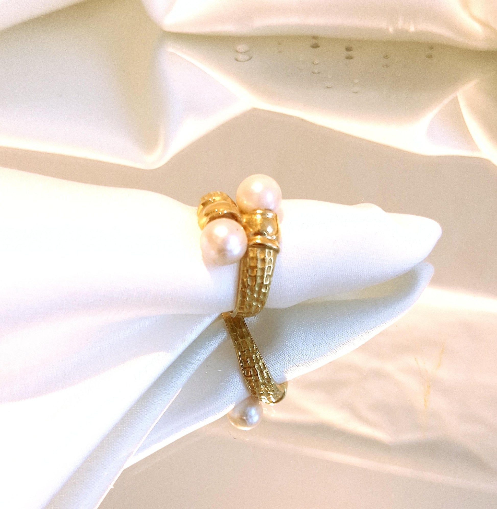 Anel com duas pérolas Ourivesaria Carlos Alberto