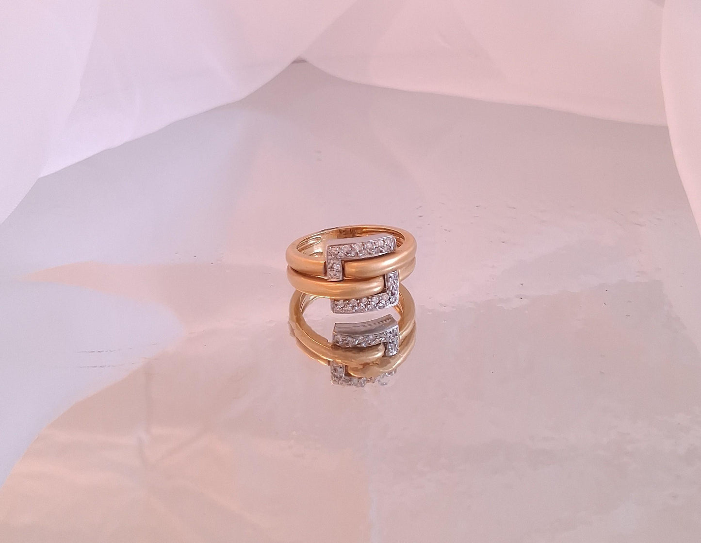 Anel ouro branco e amarelo com diamantes Ourivesaria Carlos Alberto