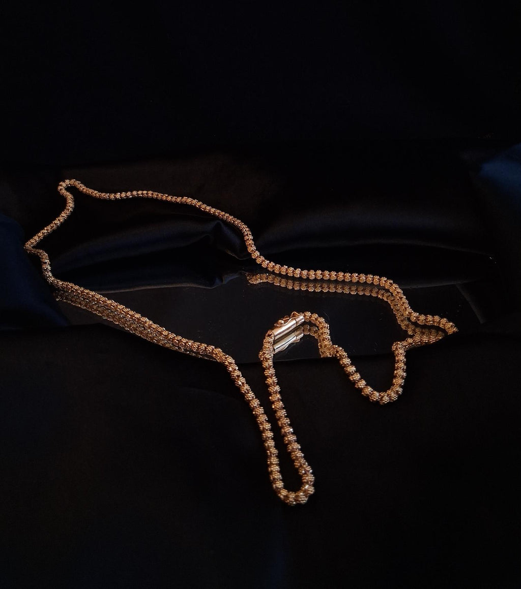 Gargantilha em granitos Ourivesaria Carlos Alberto