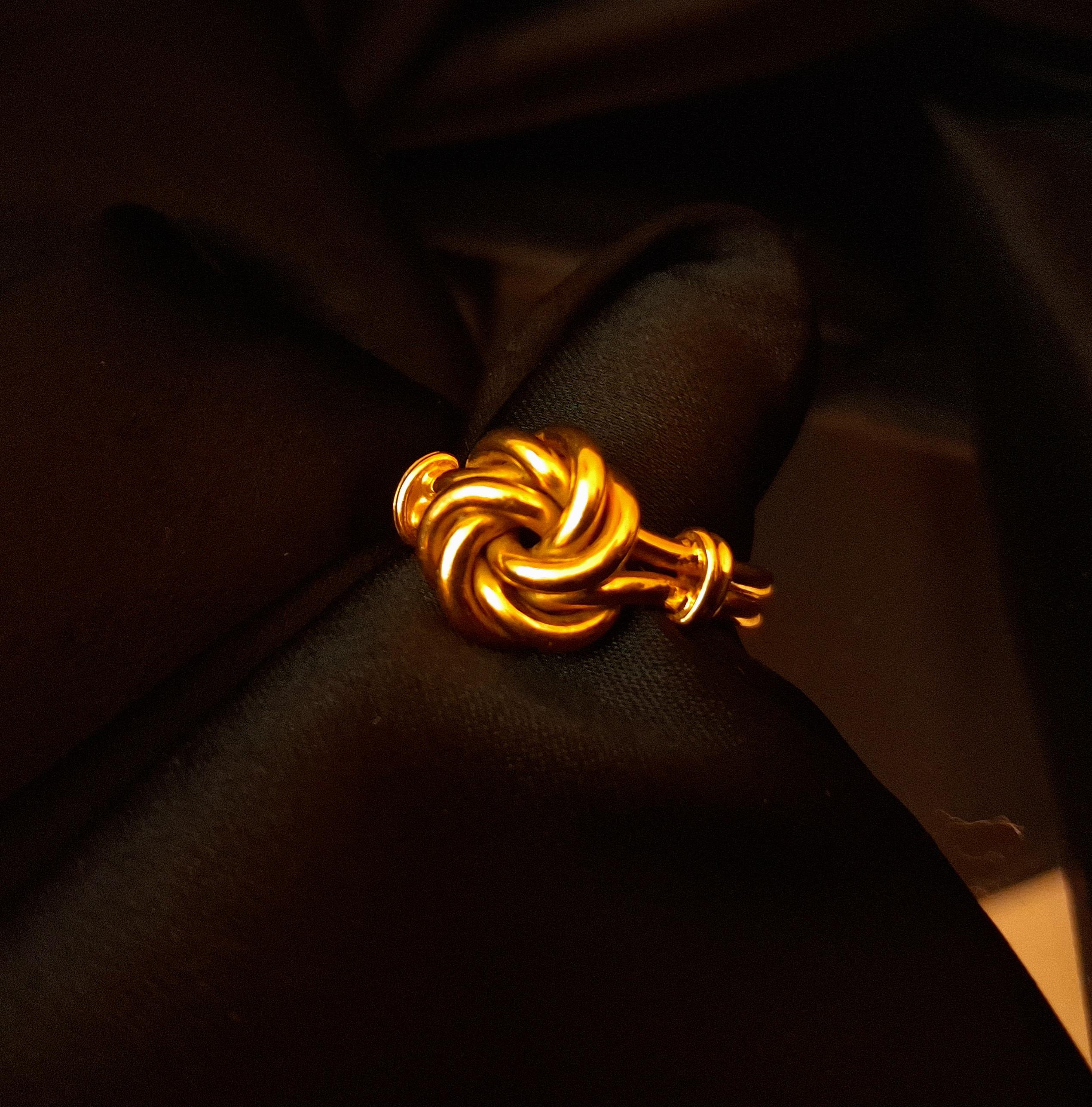 Anel novelo em ouro Ourivesaria Carlos Alberto