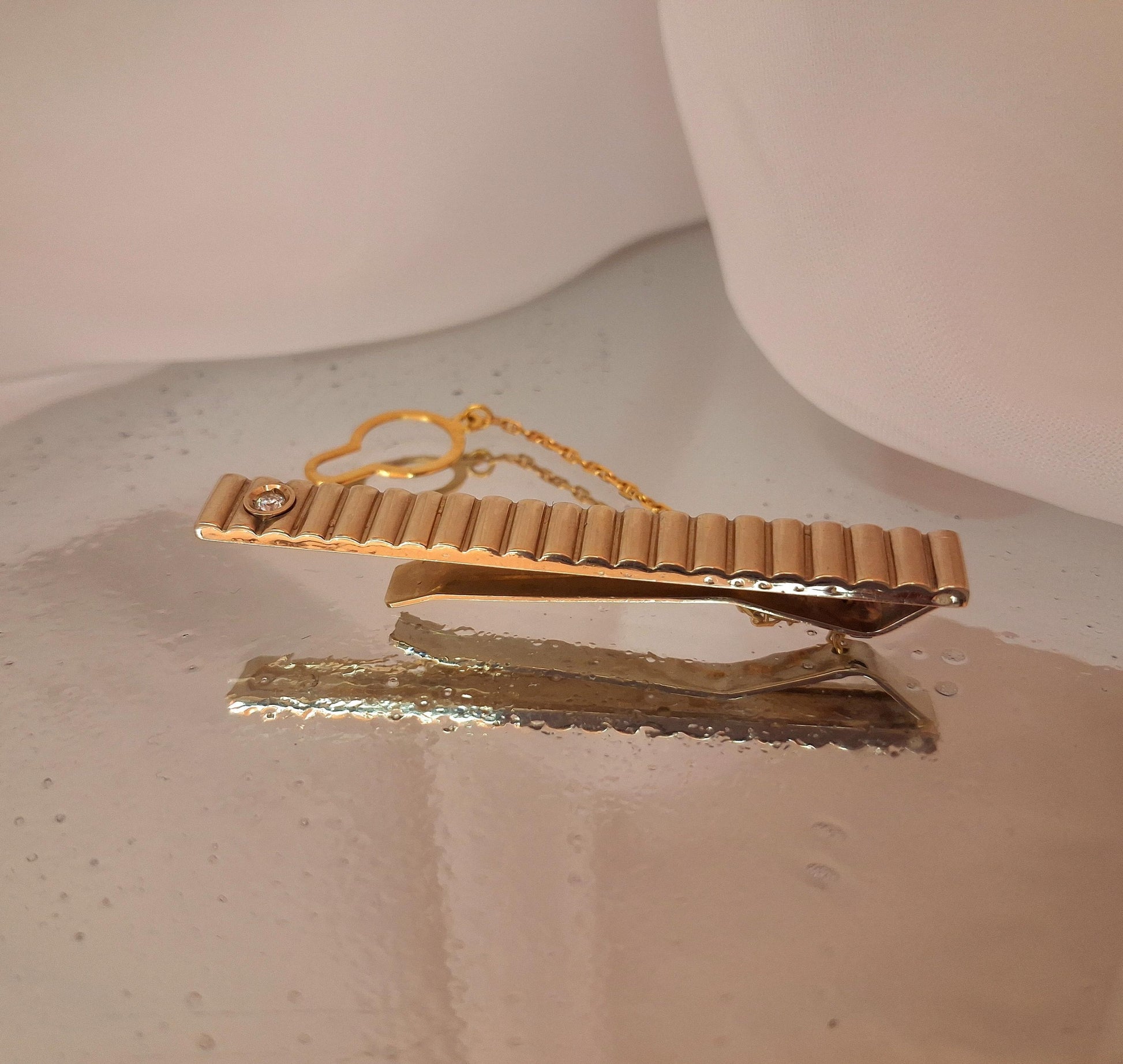 Mola de gravata com diamante Ourivesaria Carlos Alberto