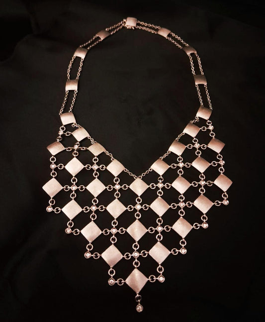 Gargantilha em ouro branco com Diamantes Ourivesaria Carlos Alberto