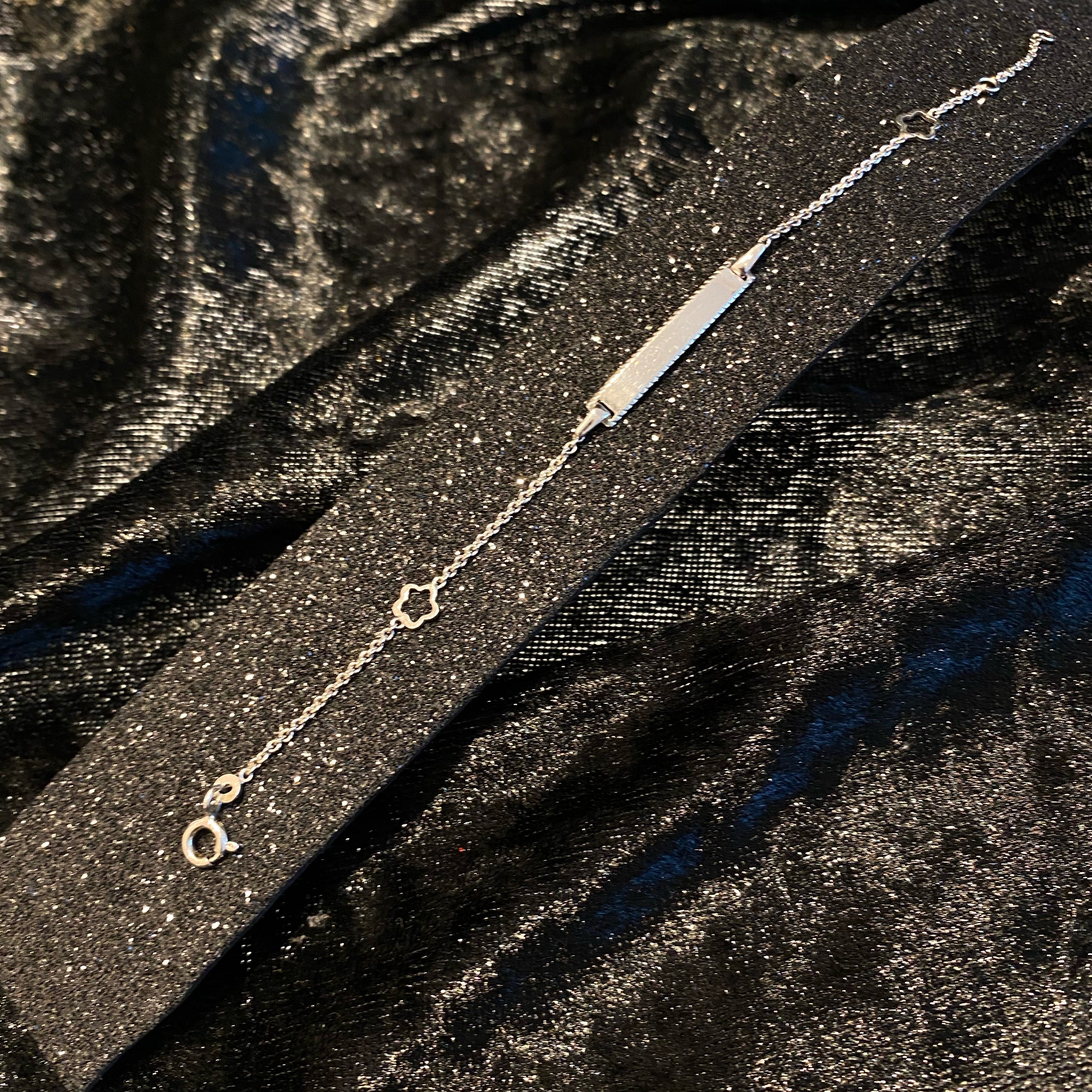 Pulseira com chapa Ourivesaria Carlos Alberto