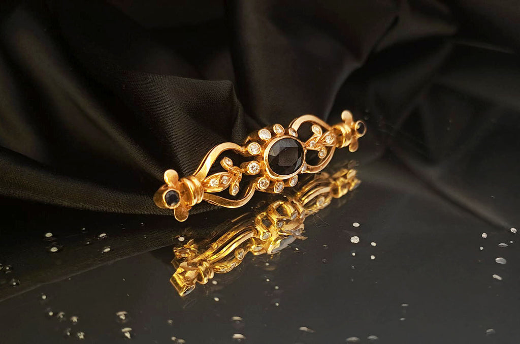 Alfinete em ouro com diamantes Ourivesaria Carlos Alberto