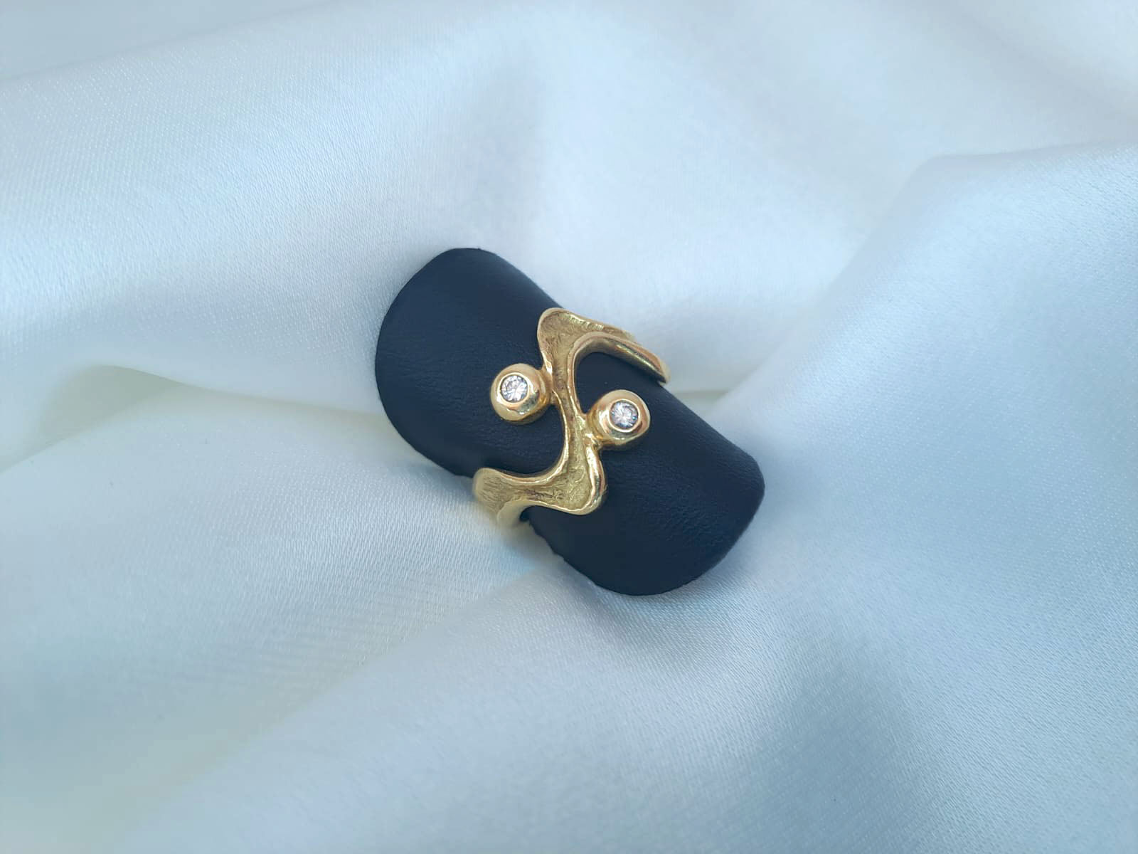 Anel com dois diamantes Ourivesaria Carlos Alberto