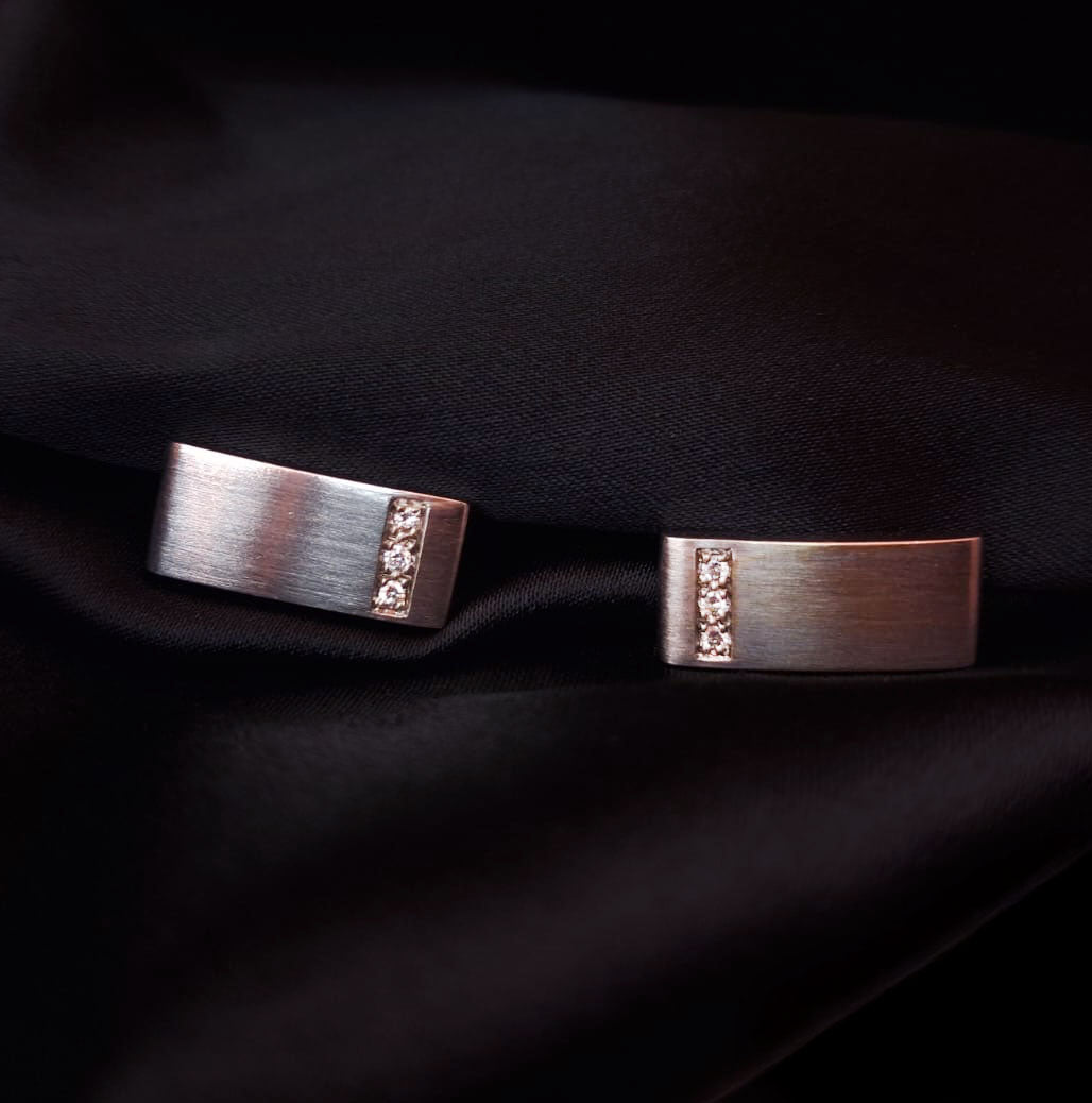 Botões de punho em ouro branco c/diamante Ourivesaria Carlos Alberto