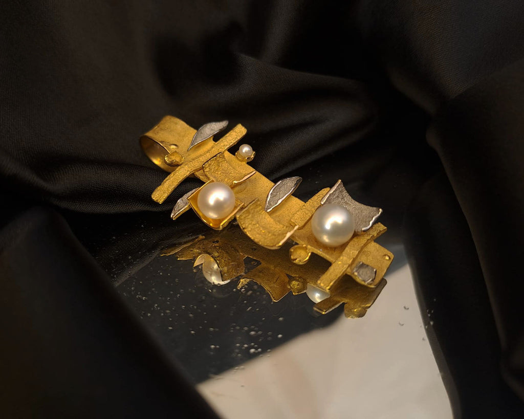 Berloque em ouro branco e amarelo Ourivesaria Carlos Alberto