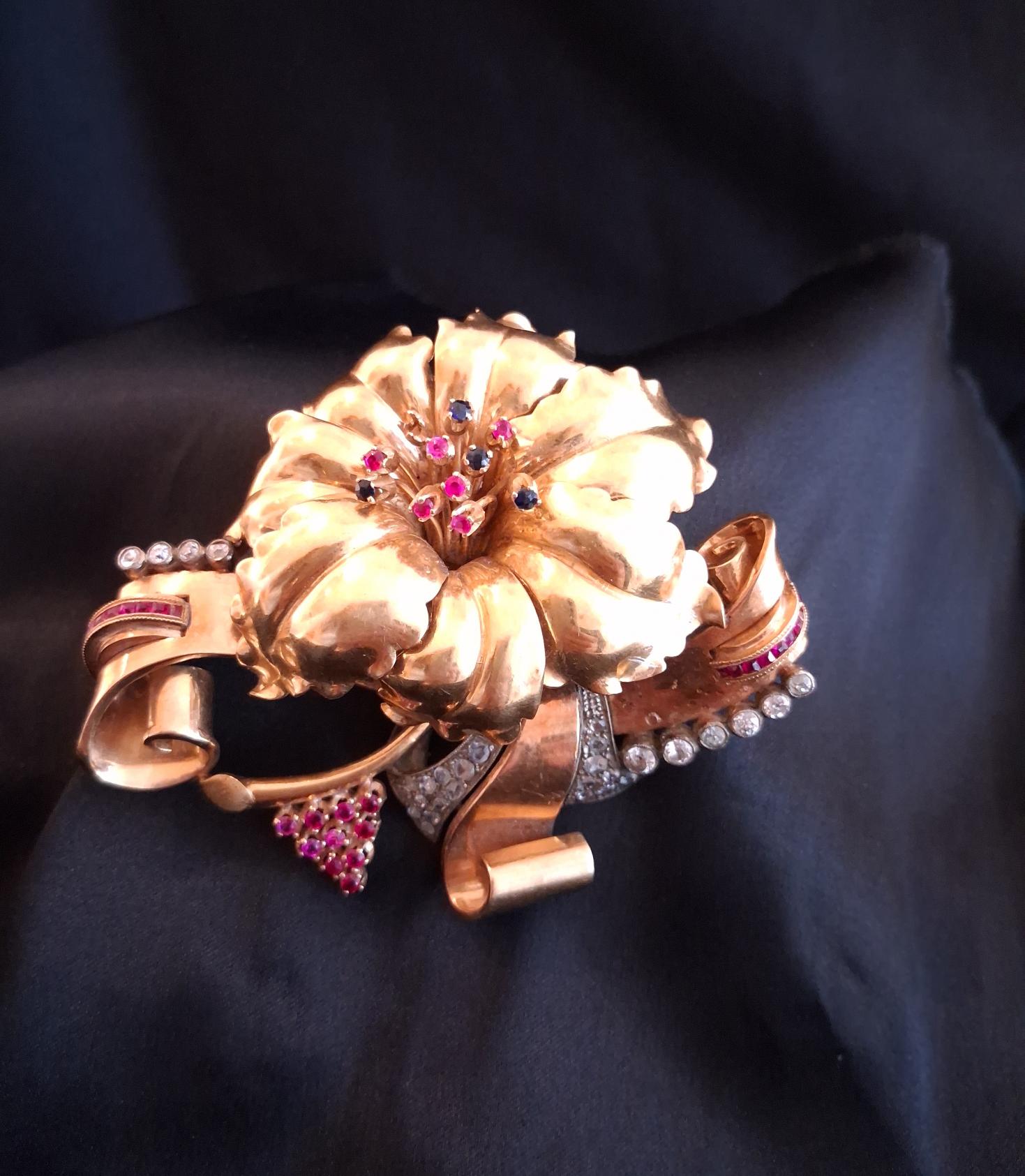 Alfinete de peito e  para cabelo em ouro Ourivesaria Carlos Alberto