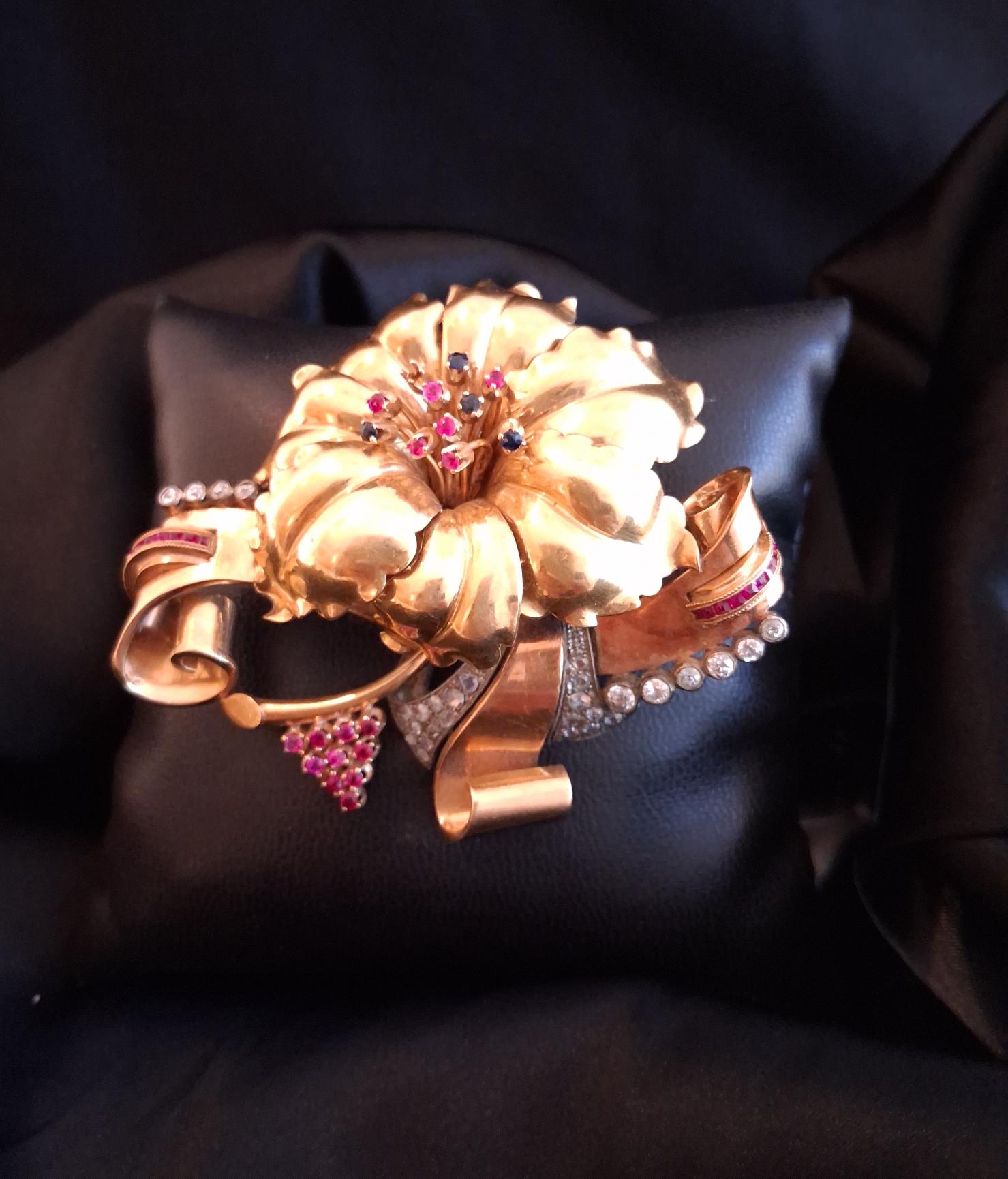 Alfinete de peito e  para cabelo em ouro Ourivesaria Carlos Alberto