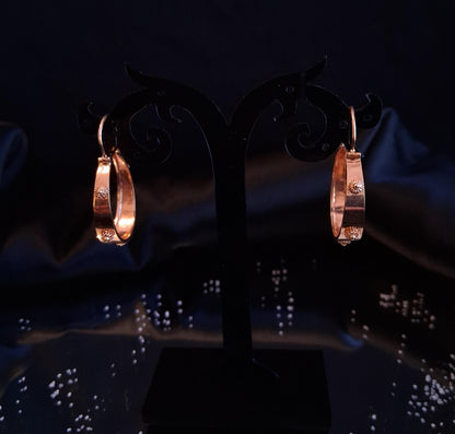 Par de argolas com granitos Ourivesaria Carlos Alberto