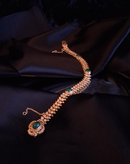 Pulseira com granitos e pedras verdes Ourivesaria Carlos Alberto