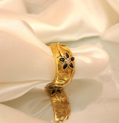 Anel de ouro c/flor (pedras azuis e 3 diamantes) Ourivesaria Carlos Alberto