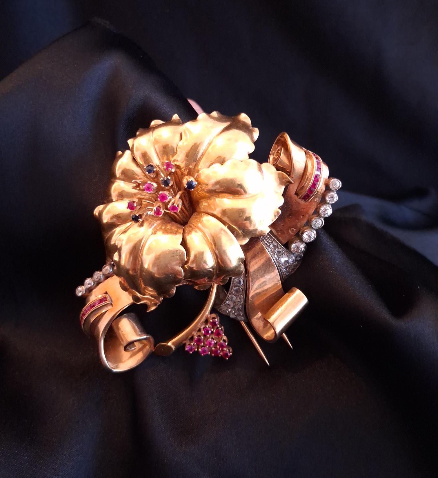 Alfinete de peito e  para cabelo em ouro Ourivesaria Carlos Alberto