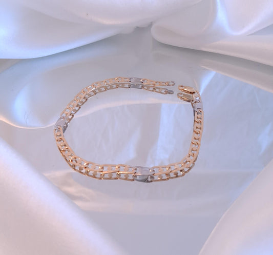 Pulseira batida , em ouro Ourivesaria Carlos Alberto