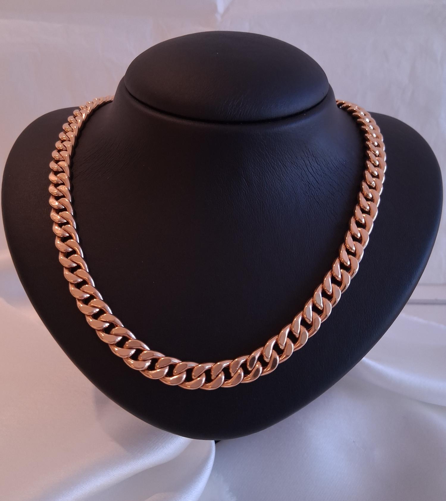 Volta barbela batida , em ouro