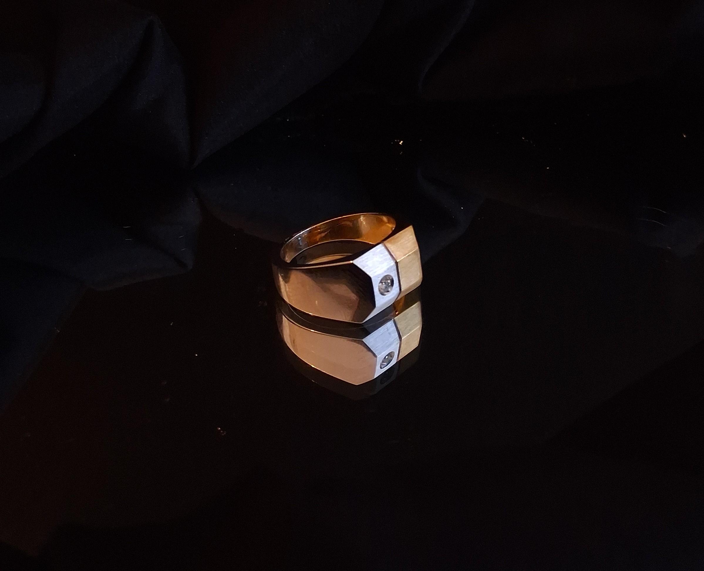 Anel em ouro branco e amarelo com diamante Ourivesaria Carlos Alberto