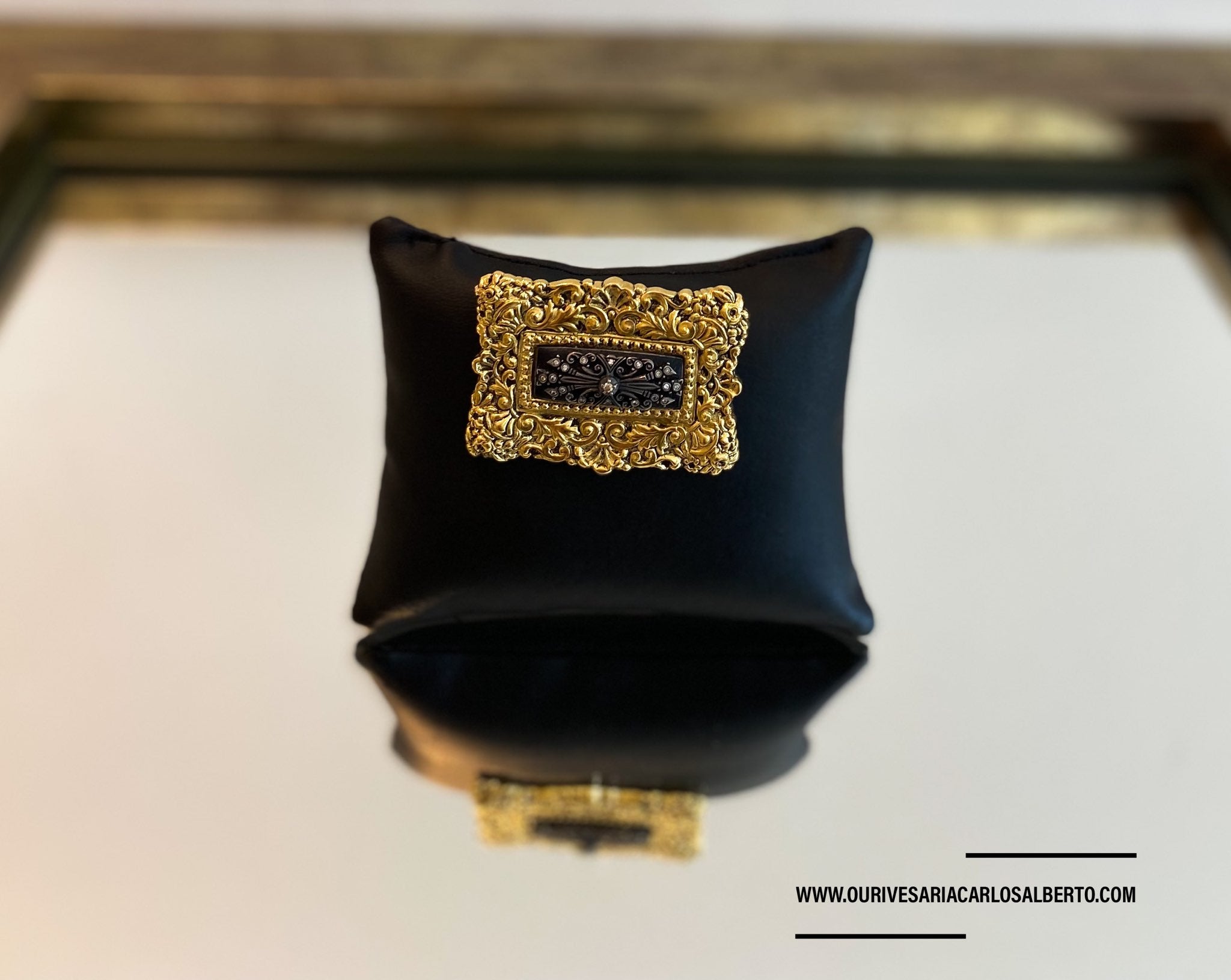 Alfinete ouro e prata Ourivesaria Carlos Alberto