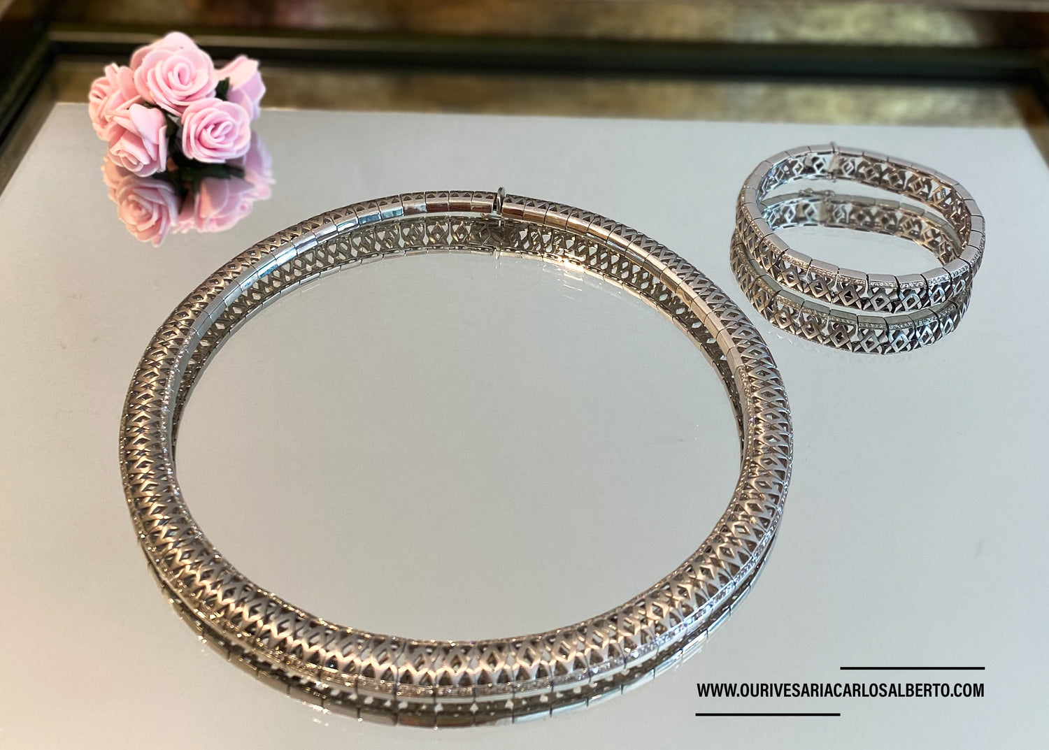 Conjunto Gargantilha e pulseira trabalhada em ouro branco com diamantes Ourivesaria Carlos Alberto