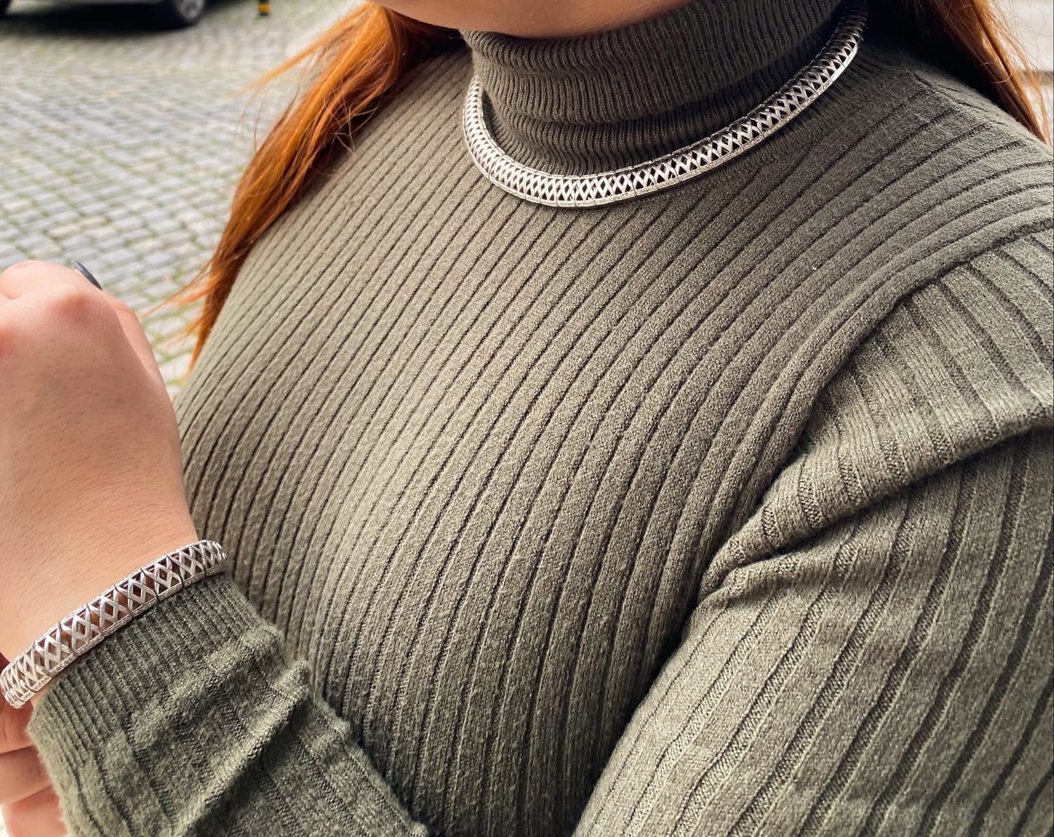 Conjunto Gargantilha e pulseira trabalhada em ouro branco com diamantes Ourivesaria Carlos Alberto
