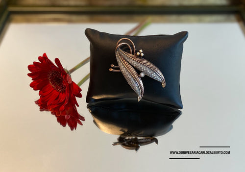 Alfinete de peito Ourivesaria Carlos Alberto