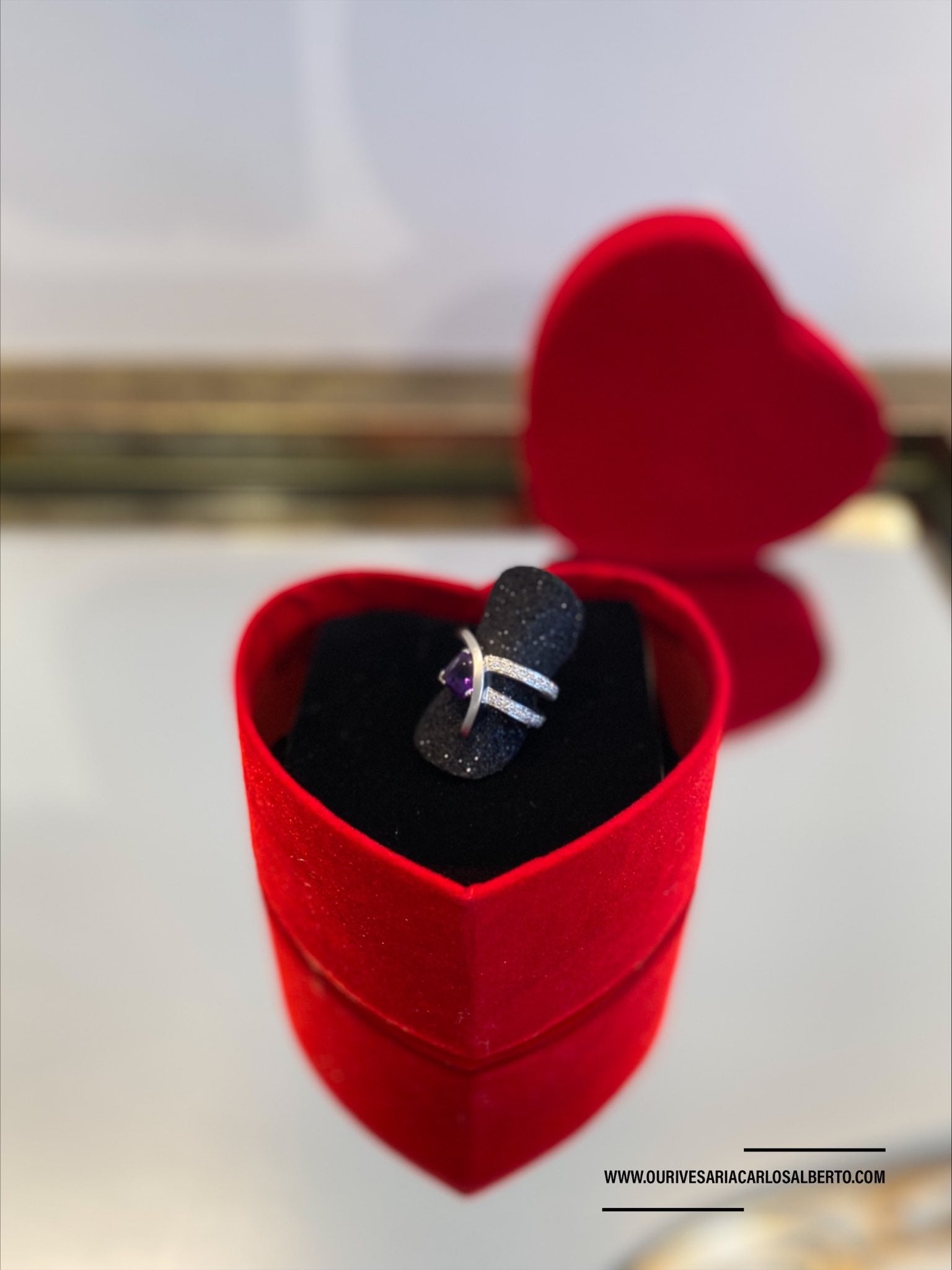 Anel em ouro branco com diamantes Ourivesaria Carlos Alberto